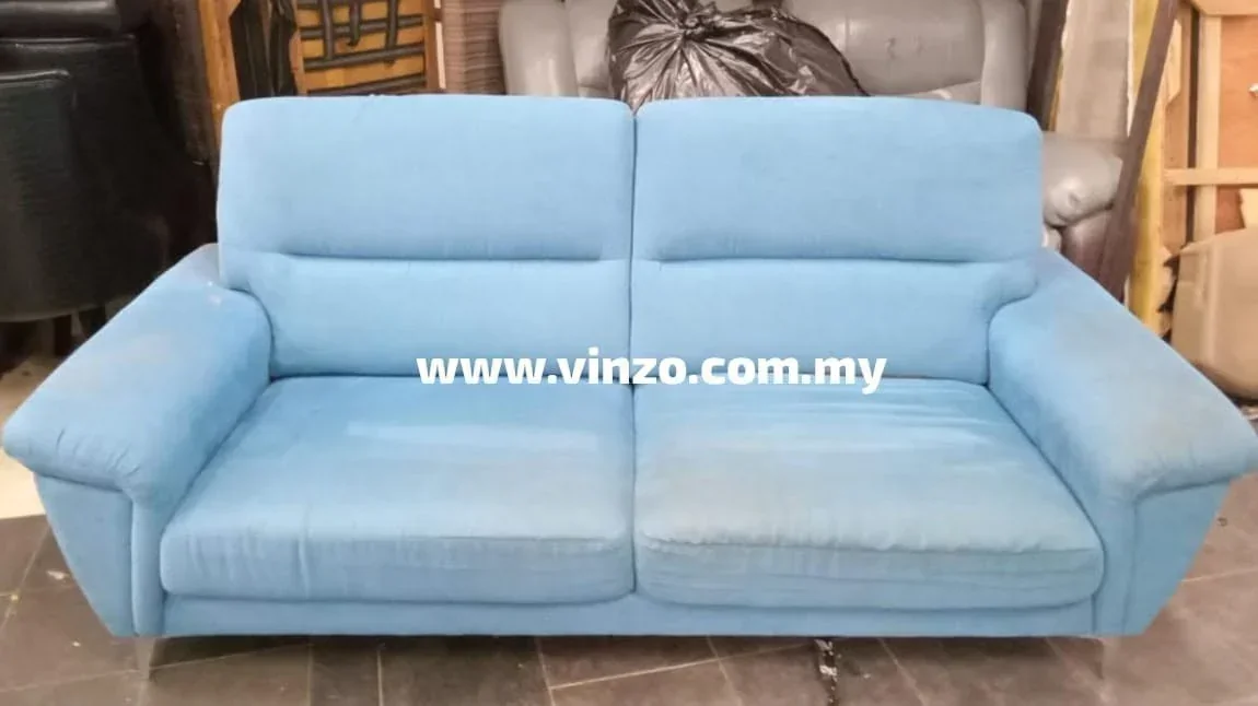 Sofa before restoration, project 01